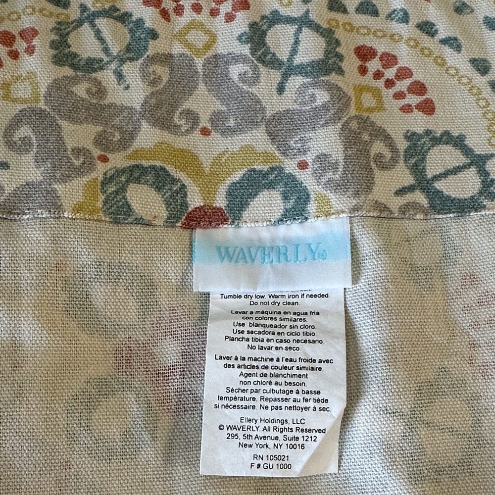 Waverly Astrid Coral Valance Kitchen window Fabric 52” length Boho Cottagecore - Picture 3 of 4